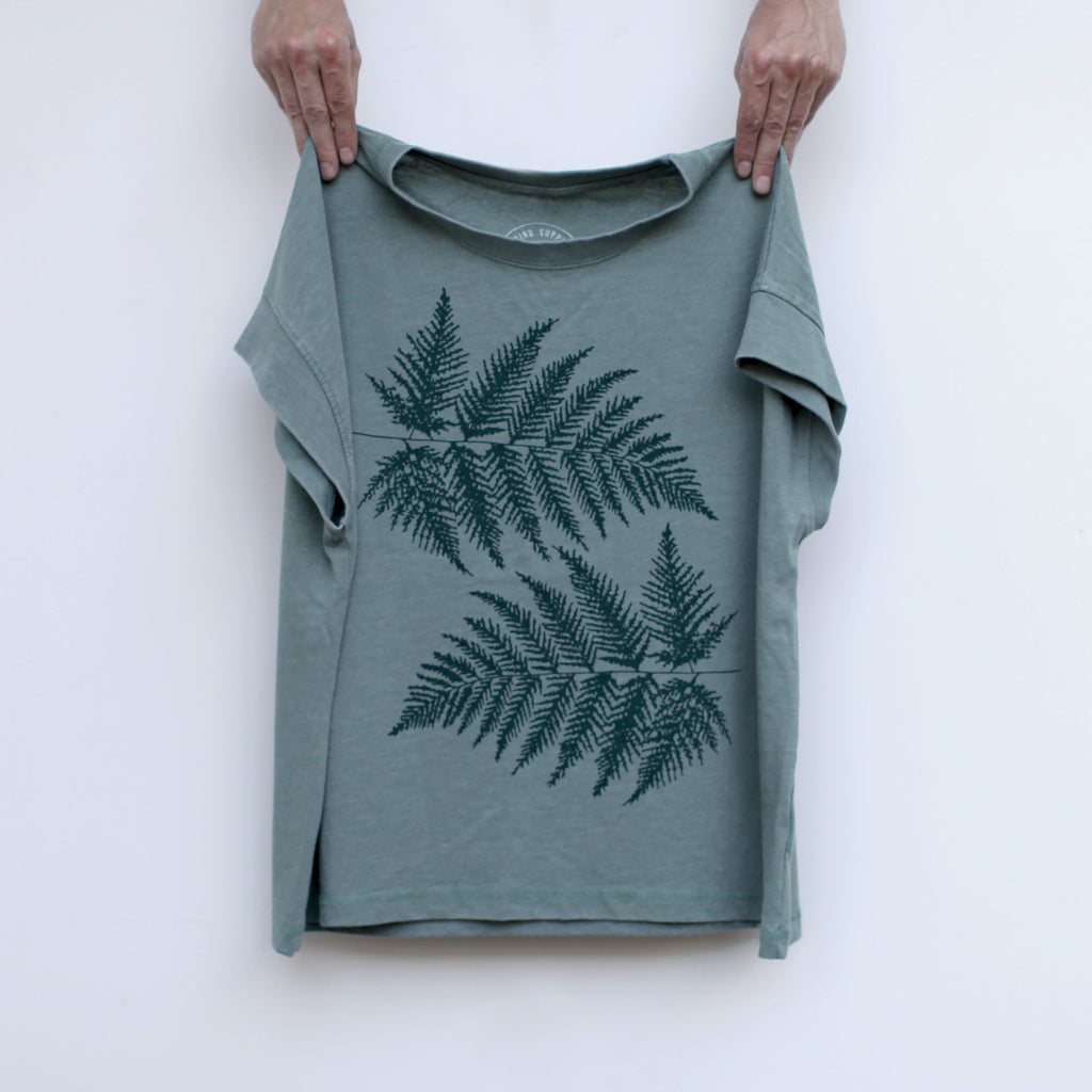 Botanical Deep Forest Fern Leaves Nature Lover Womens Loose Fit Boxy Tee Green