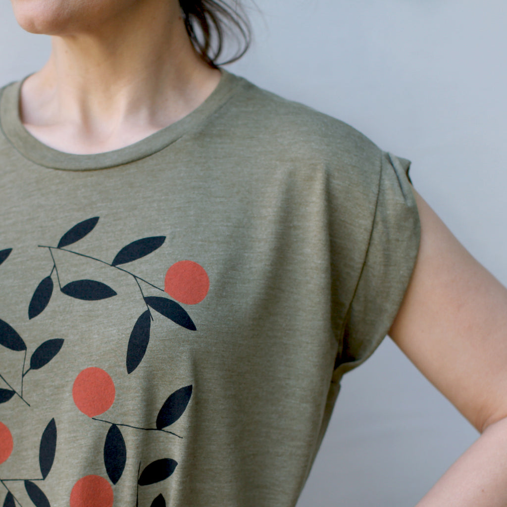 Citrus Season Orange Grove Print Women's Rolled Cuff Muscle Shirt Olive